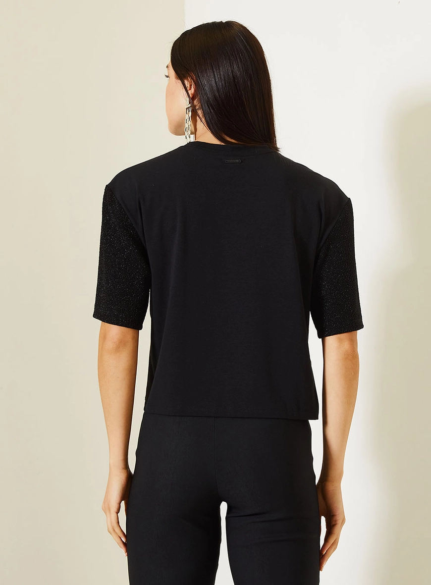 Camiseta Boy 2 Feminina Com Estampa Floral Preto 2