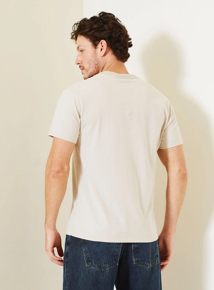 Camiseta Fit Masculina Com Estampa Frontal