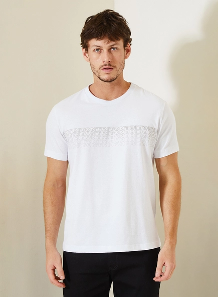 Camiseta Fit De Malha Com Faixa Triton Repetitiva