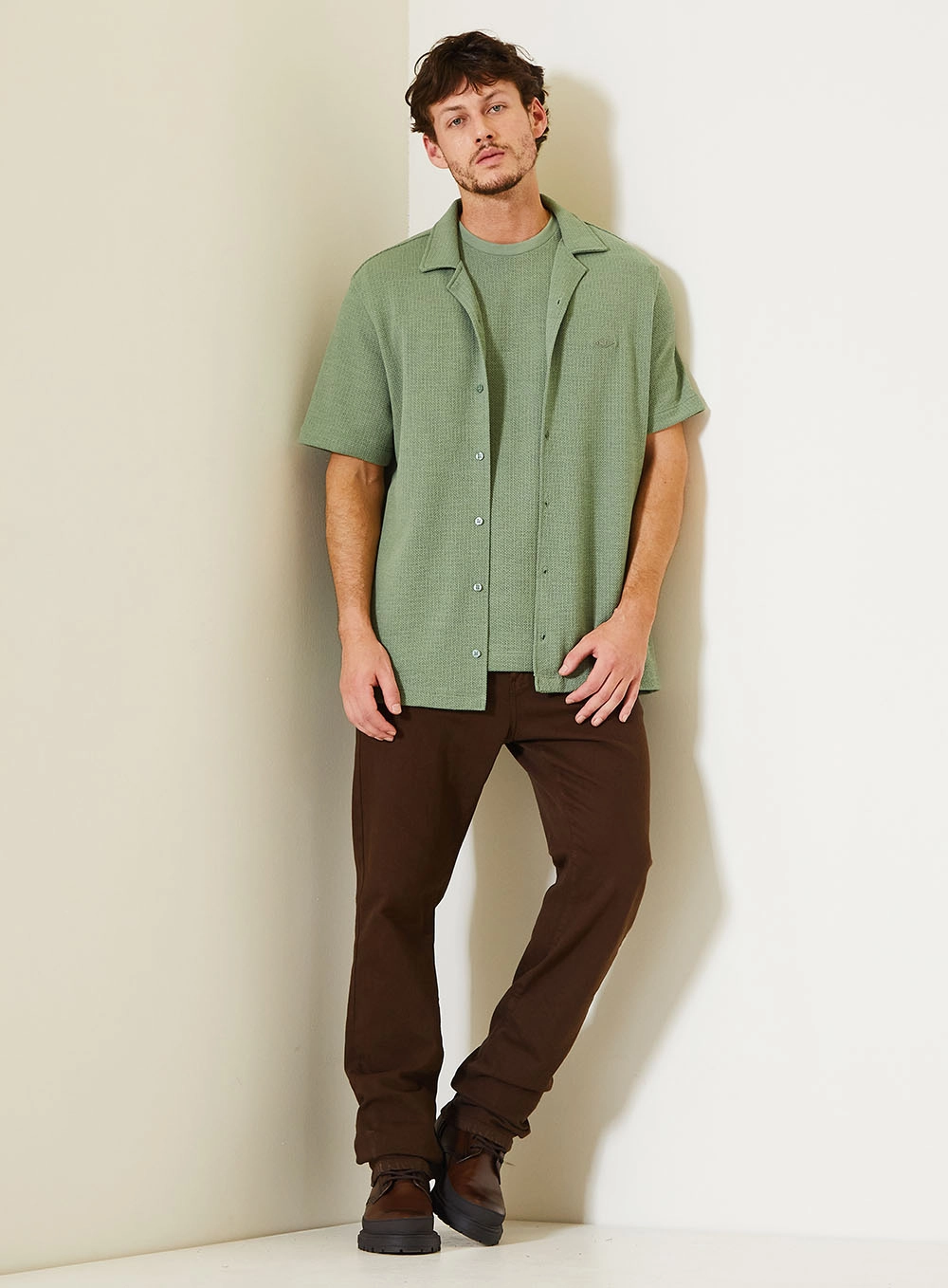 Camiseta New Masculina Em Malha Texturizada Verde 1