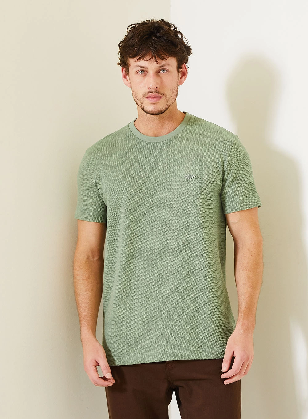 Camiseta New Masculina Em Malha Texturizada Verde 2