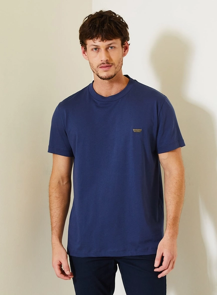 Camiseta New Masculina Com Bordado Metálico