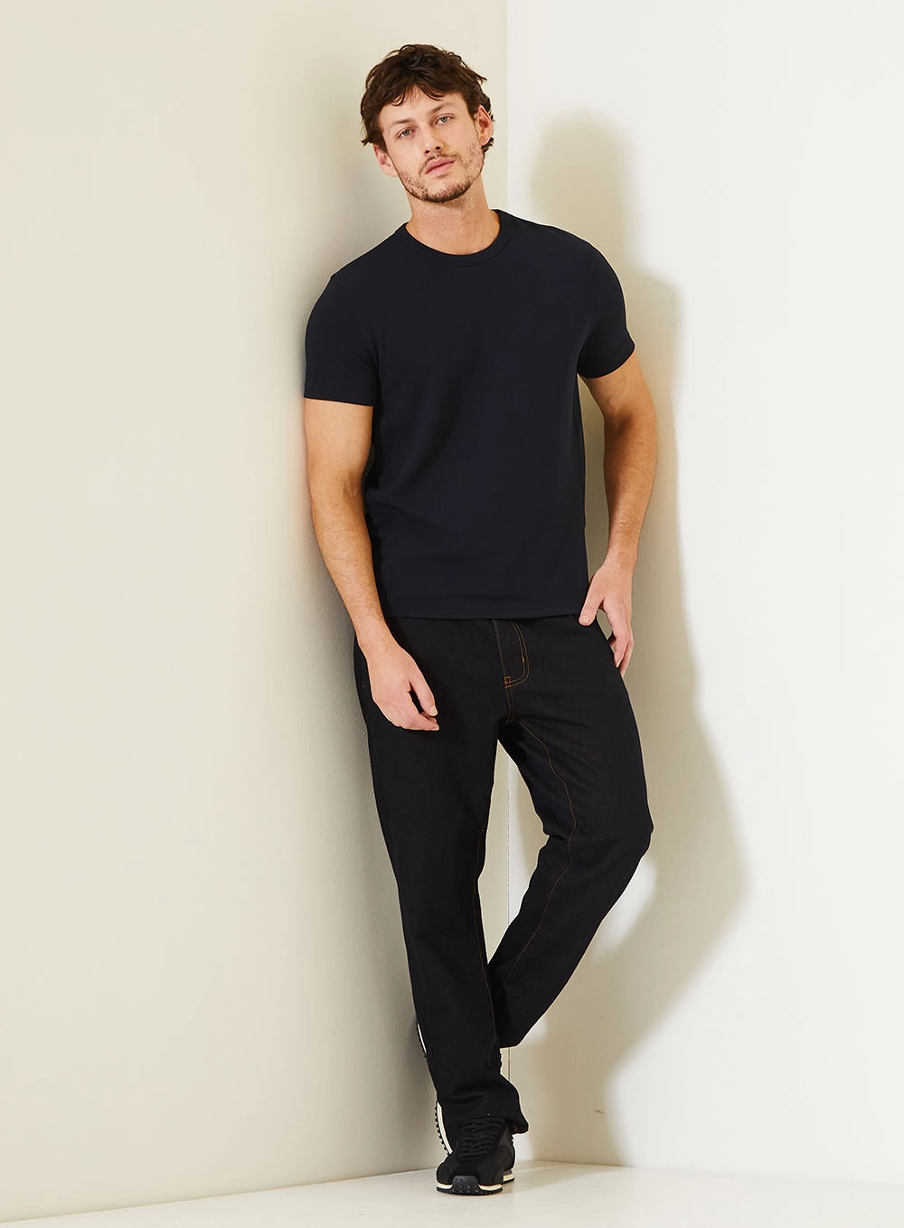 Camiseta Basic Comfort Preto 3