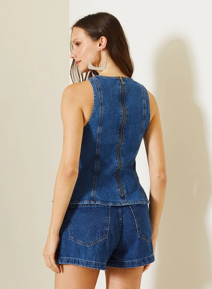 Blusa Jeans Alongada Com Barra Levemente Ampliada