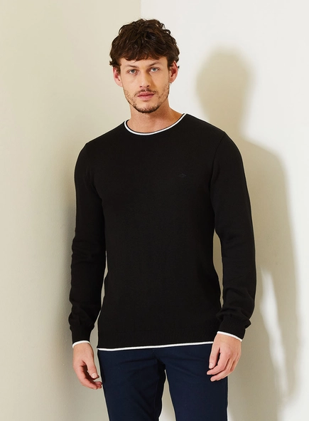 Blusão Slim Masculino Com Acabamento Contrastante