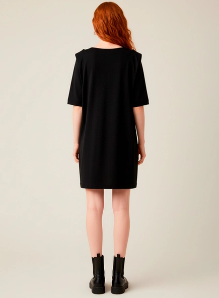 Vestido Comfort Com Detalhe Tule