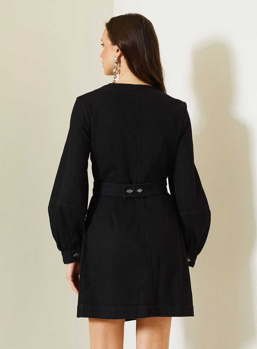 Vestido Curto Jeans Transpassado Com Manga Longa Indigo Preto 4