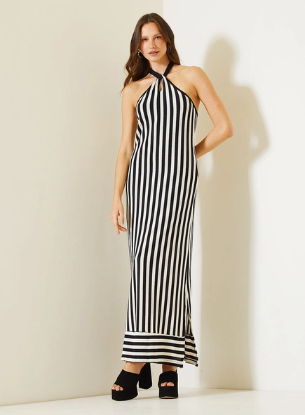 Vestido Longo Estampado Comfort Com Decote Halter