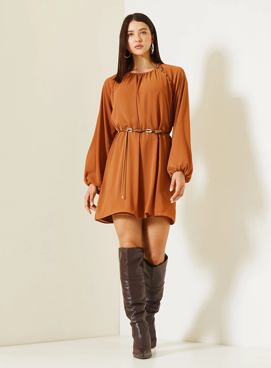 Vestido Curto Com Mangas Longas Bufantes Marrom 4