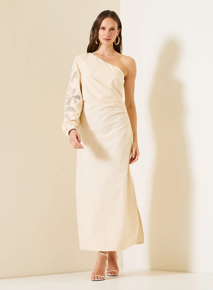 Vestido Longo Com Um Ombro Só E Manga Bordada