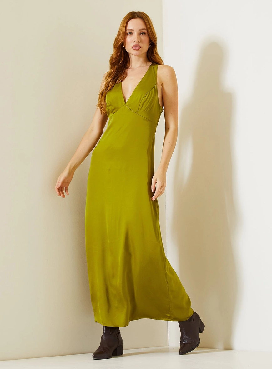 Vestido Longo Acetinado Com Transpasse Costas Verde 1