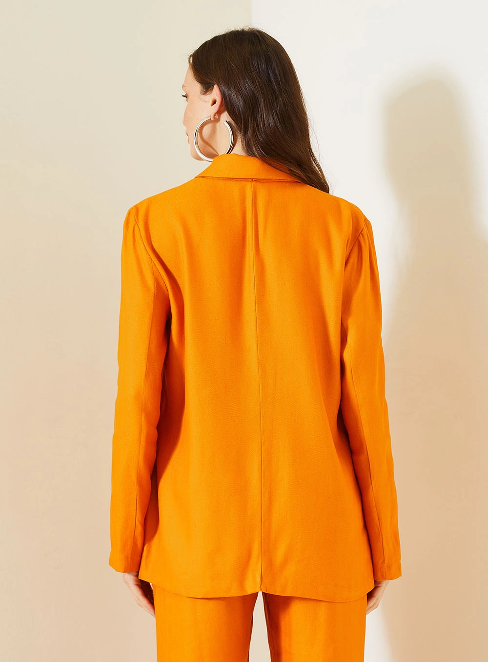 Blazer Feminina Alfaiataria Com Gola Dupla Laranja 2