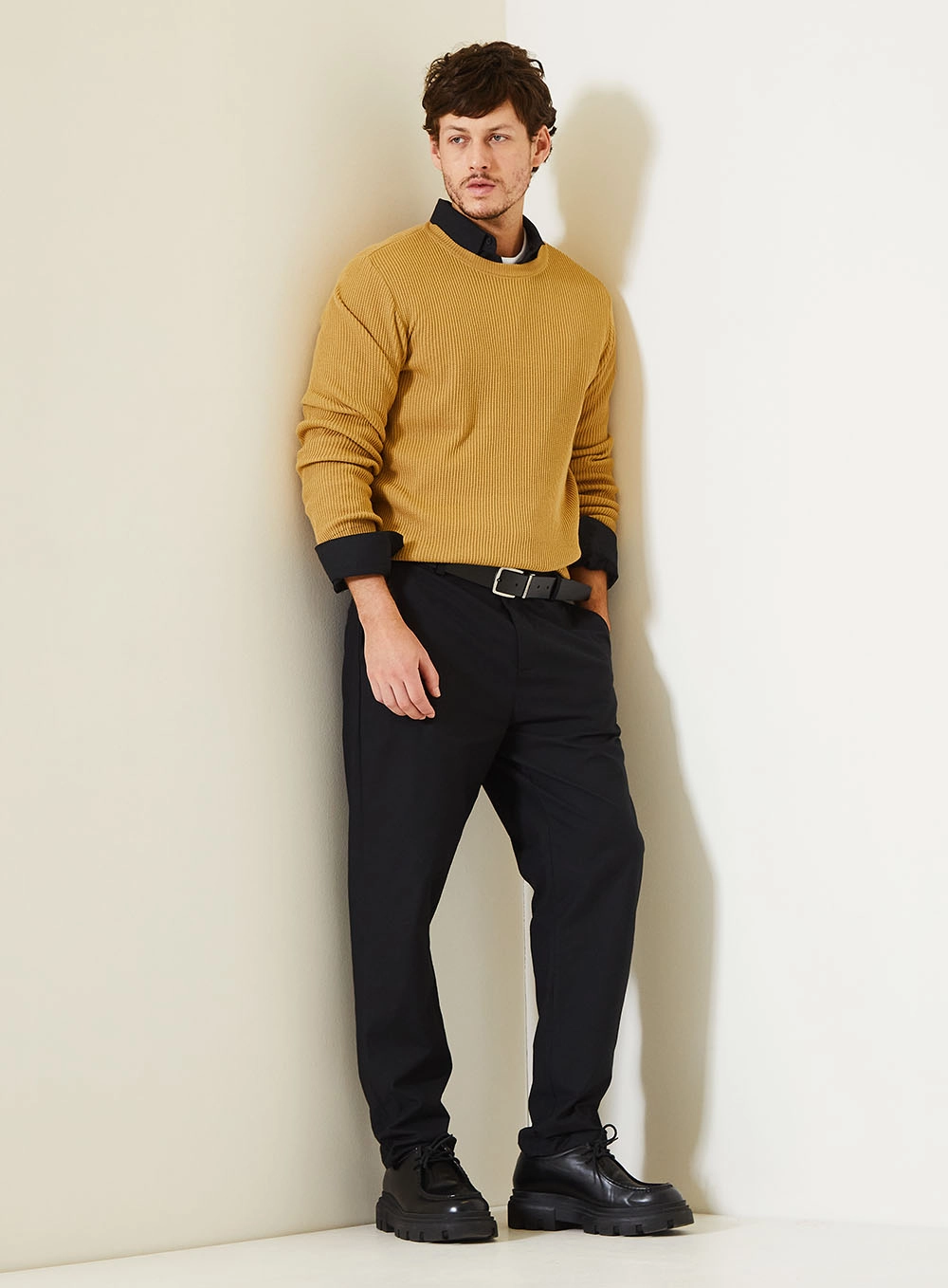 Suéter Tricô Masculino Fleece Com Gola Careca Bege 3