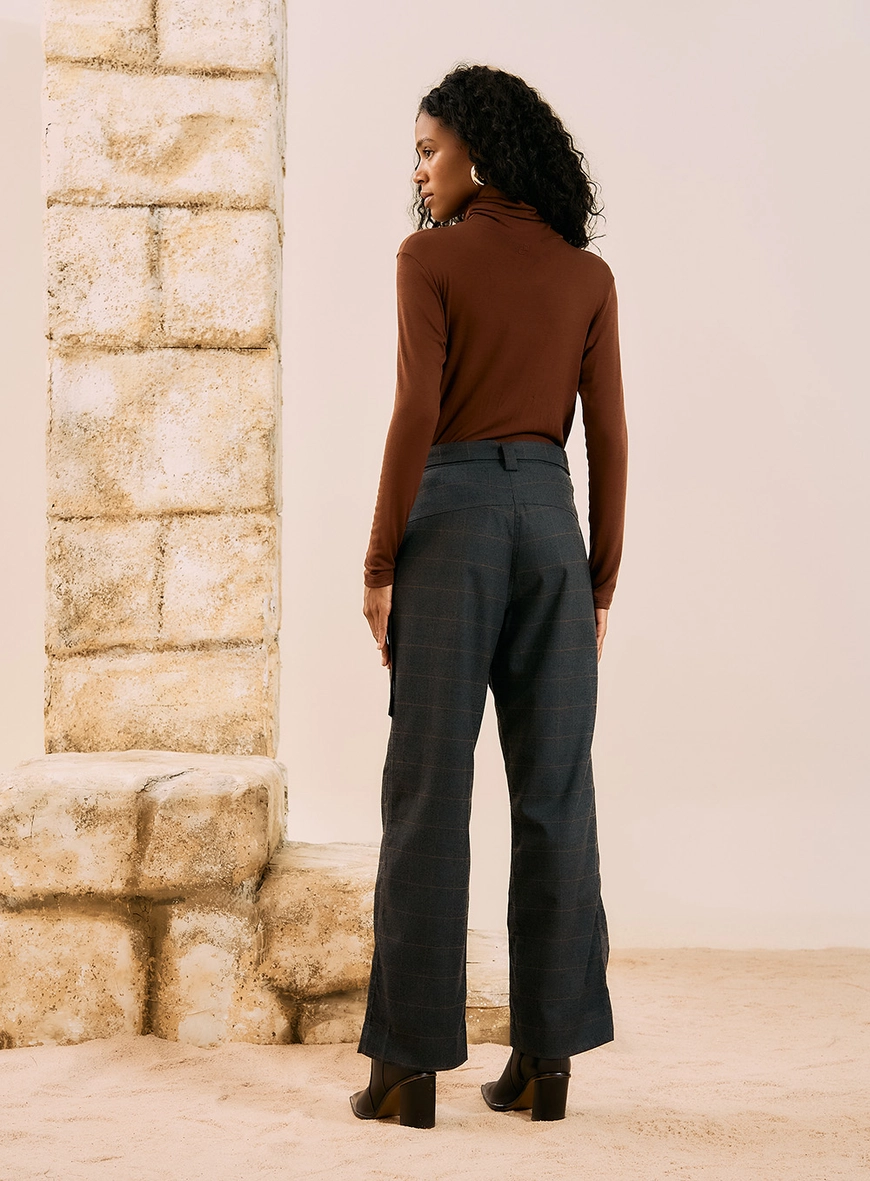 Calça Wide Leg Alfaiataria Com Sobreposição Estampados 3