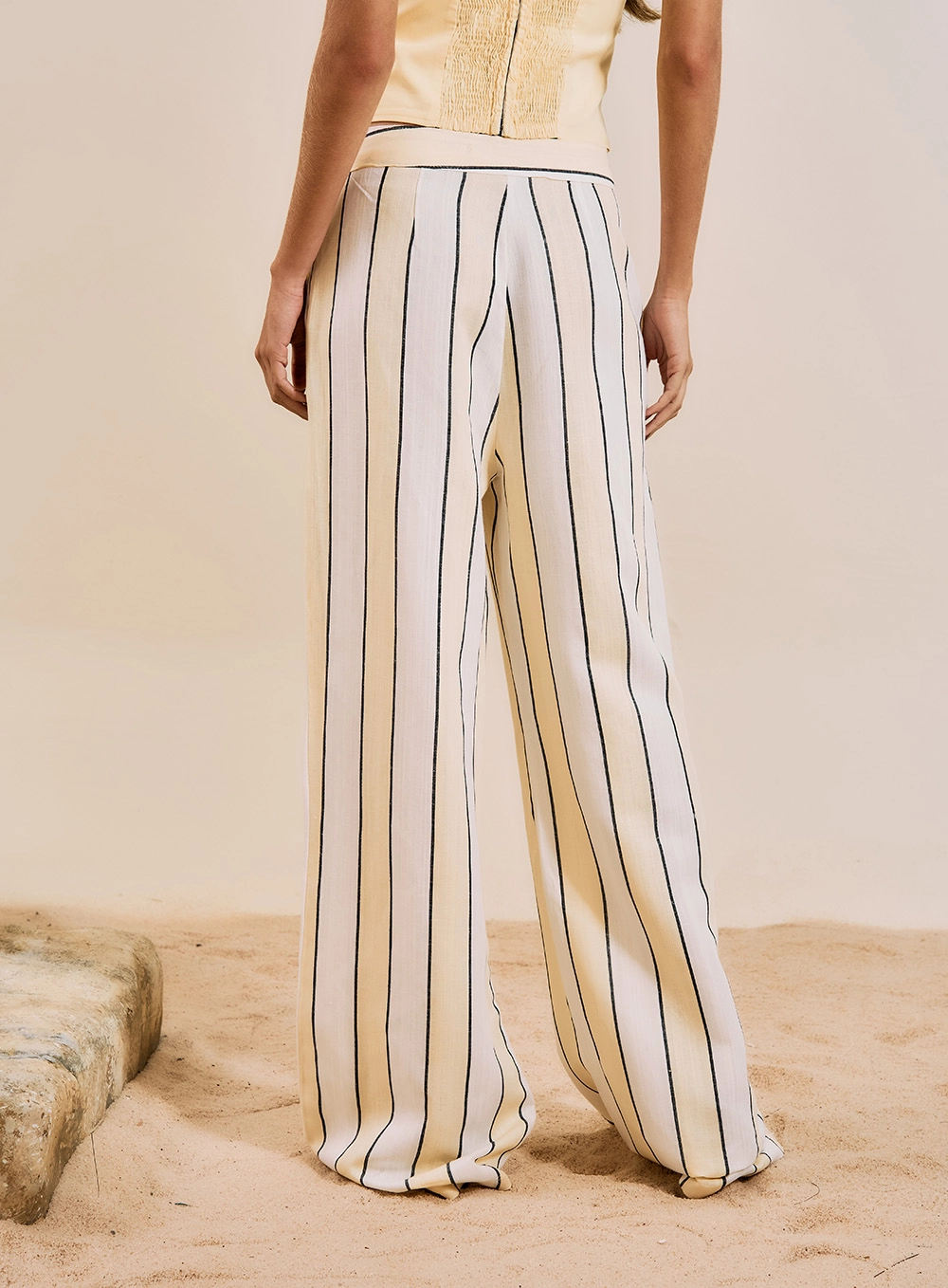 Calça Pantalona Listrada Estampados 3