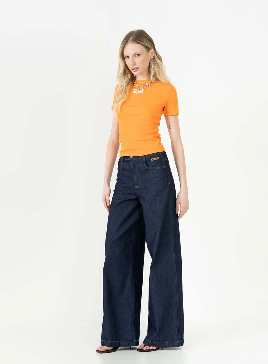 Camiseta Baby Look Com Logo Frontal Laranja 3