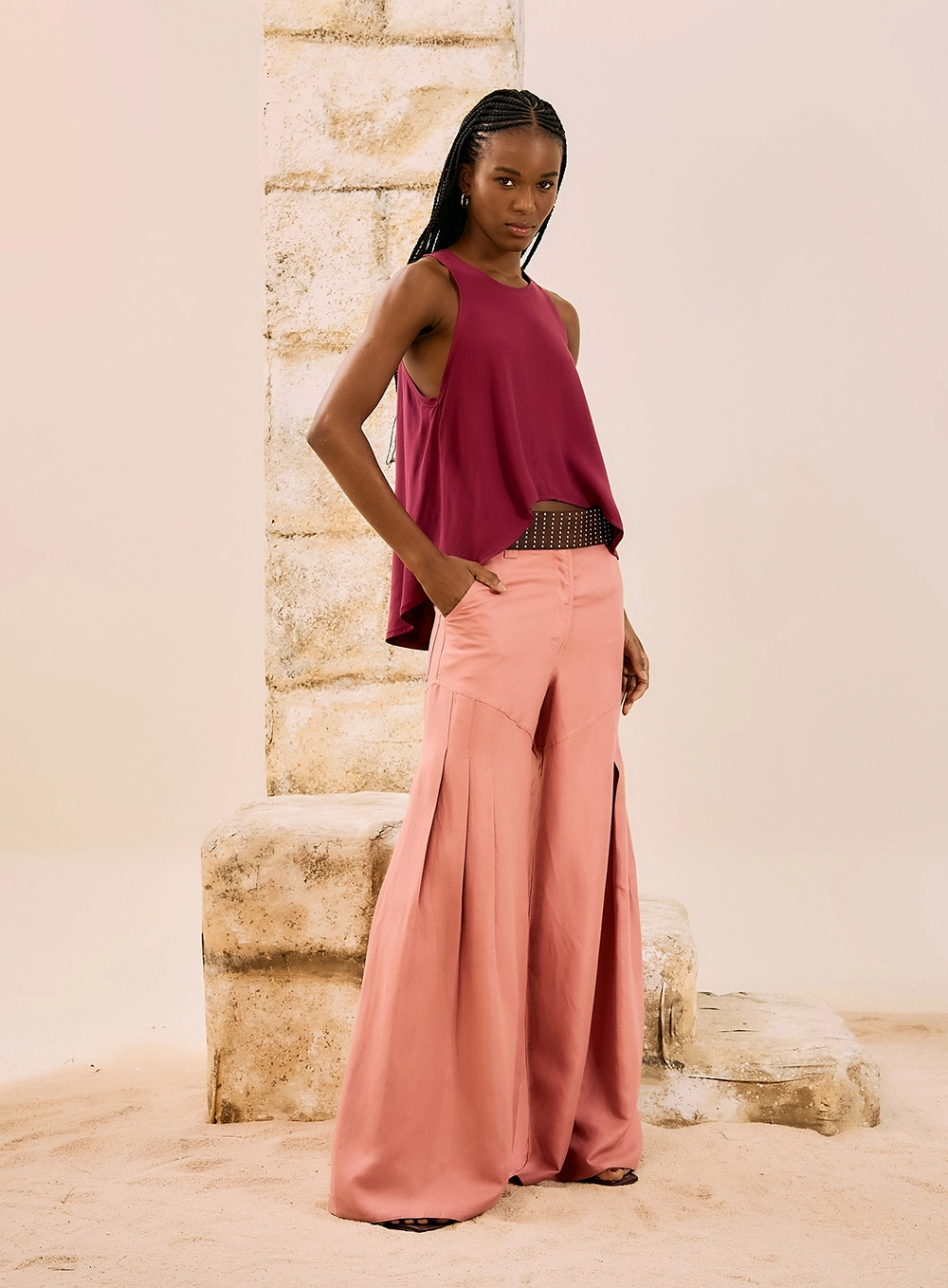 Blusa Assimétrica Evasê Bordo 4