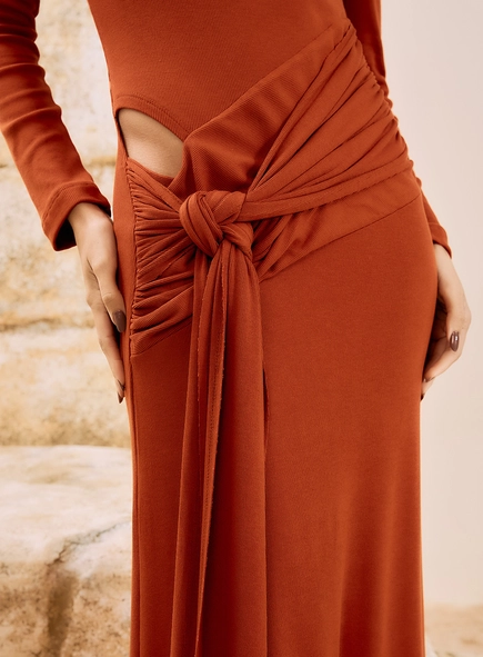 Vestido Longo Com Recorte Cut Out