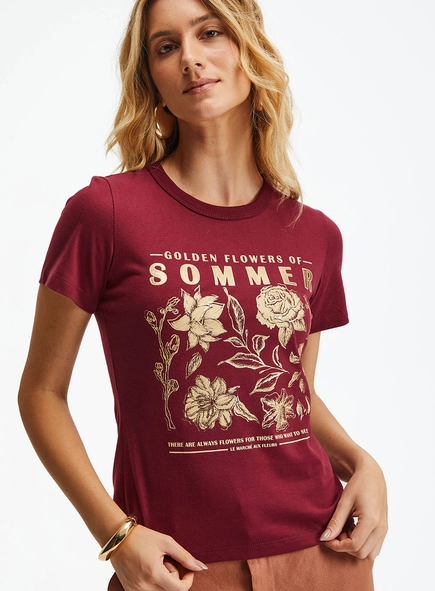 Camiseta Feminina Slim Estampada