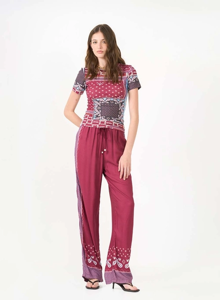 Calça Feminina Comfort Estampada Com Amarração