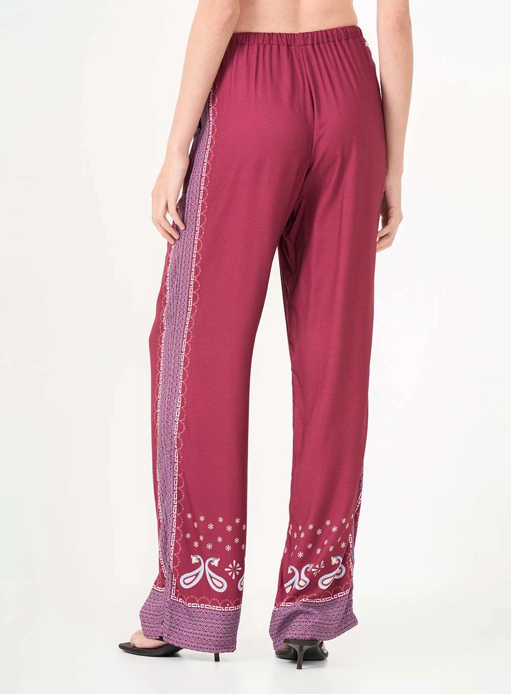Calça Feminina Comfort Estampada Com Amarração Bordô 4