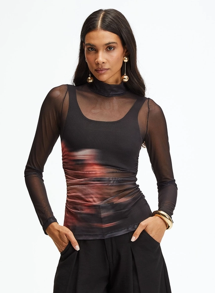 Blusa Slim Tule De Manga Longa Com Gola Alta