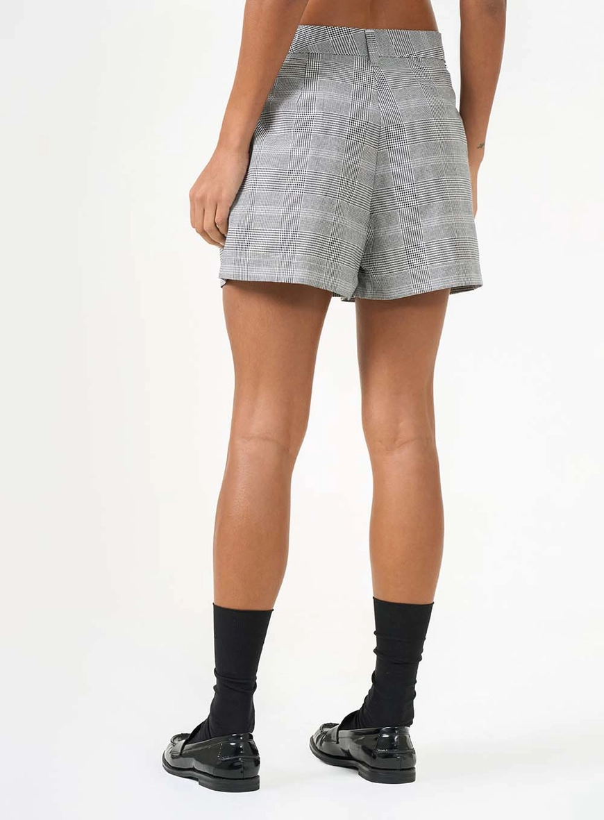 Short Alfaiataria Xadrez Trapeze Médio Estampados 4