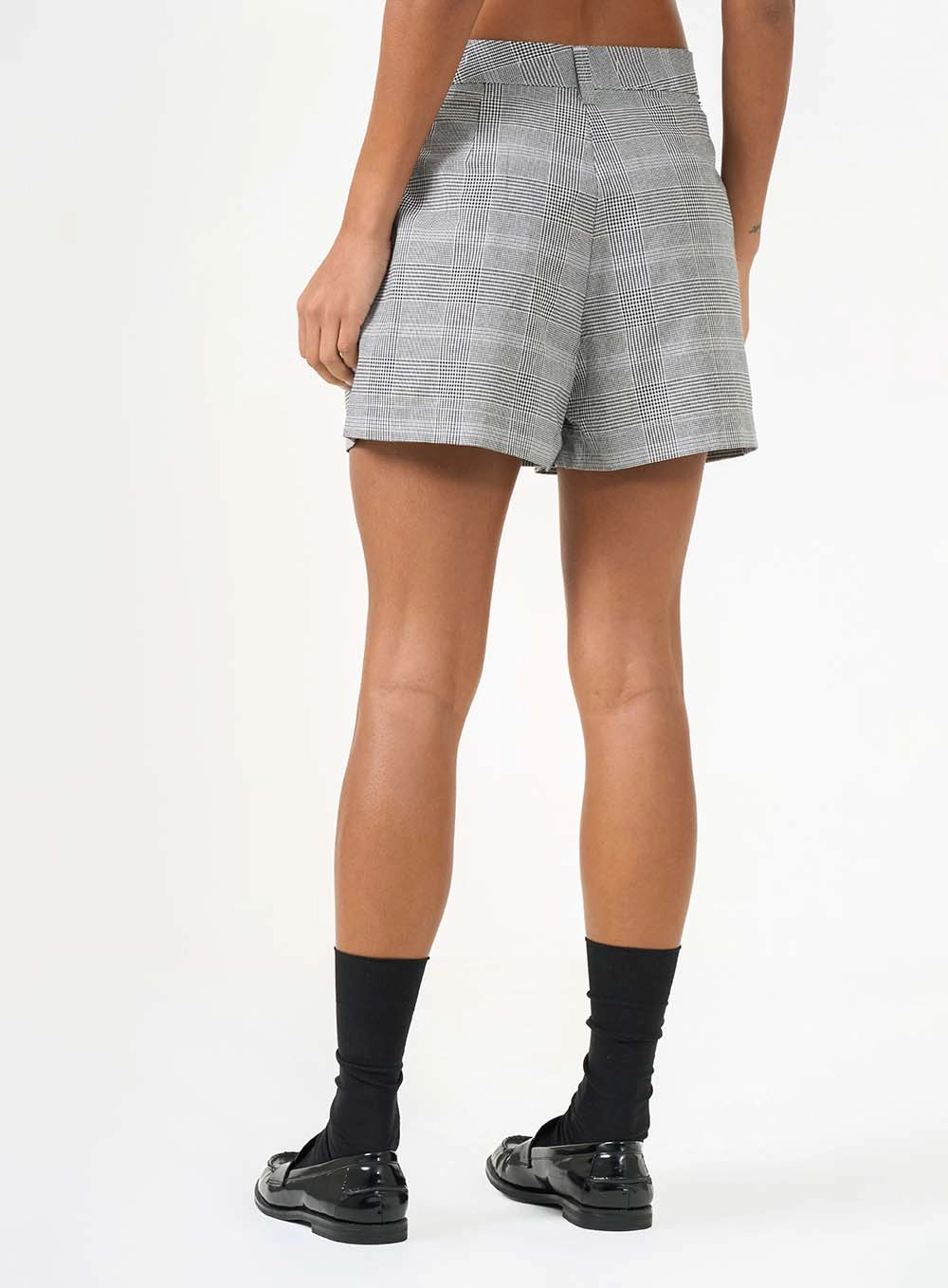Short Alfaiataria Xadrez Trapeze Médio Estampados 4