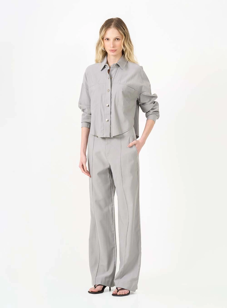Camisa Oversized Manga Longa Com Bolsos Embutidos Cinza 4