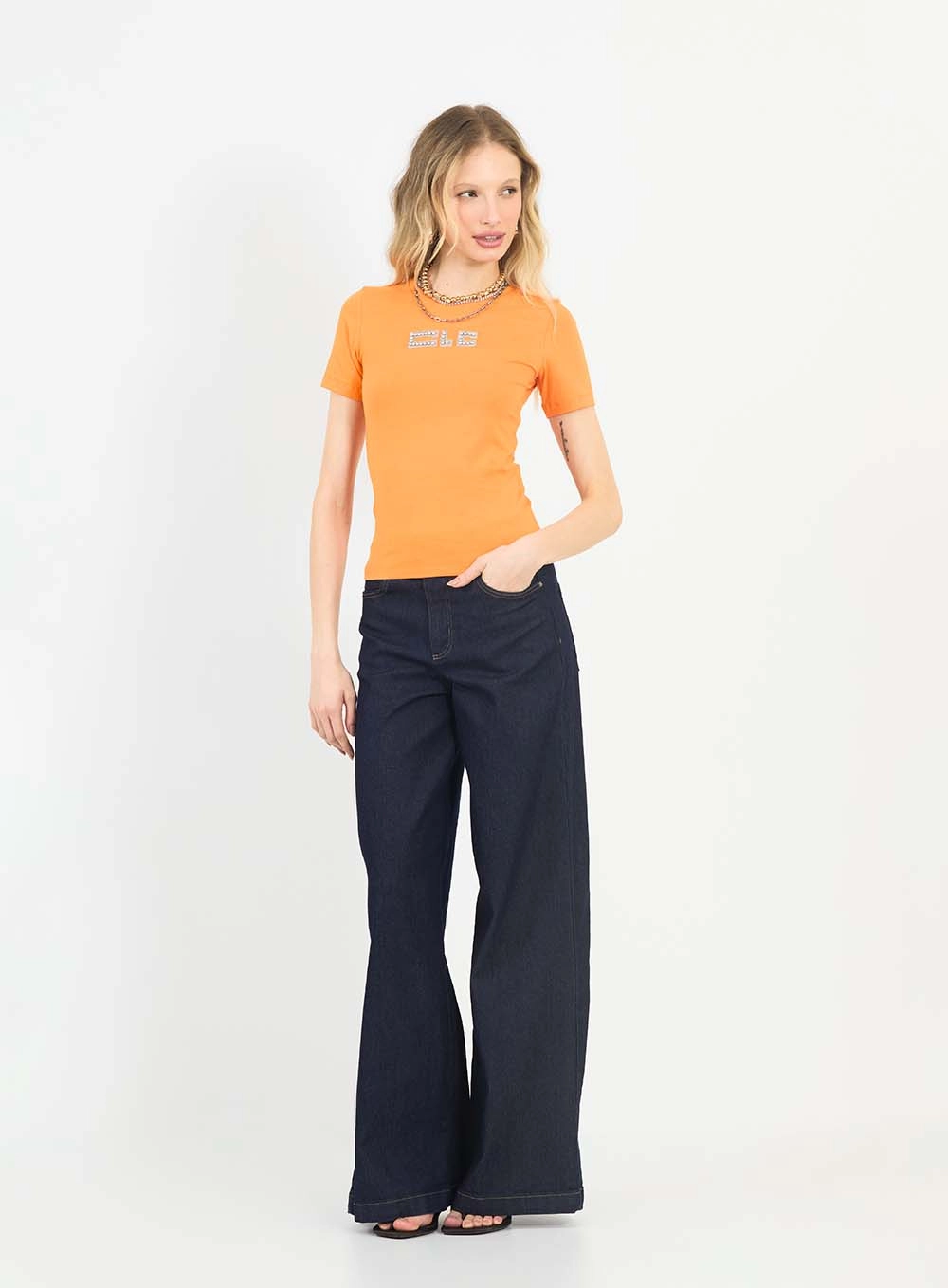 Camiseta Baby Look Com Detalhe Termocolante Laranja 3