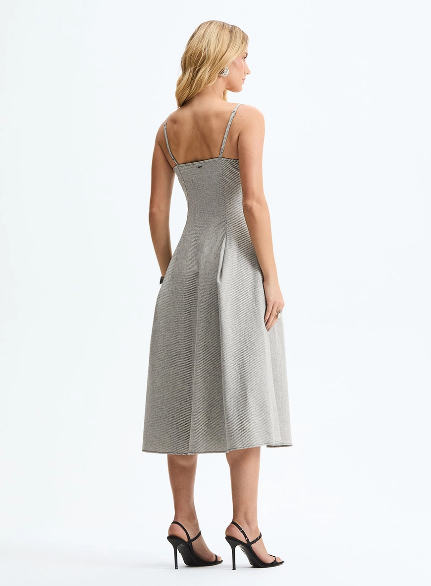 Vestido Midi Evasê Com Alças Finas Cinza 4