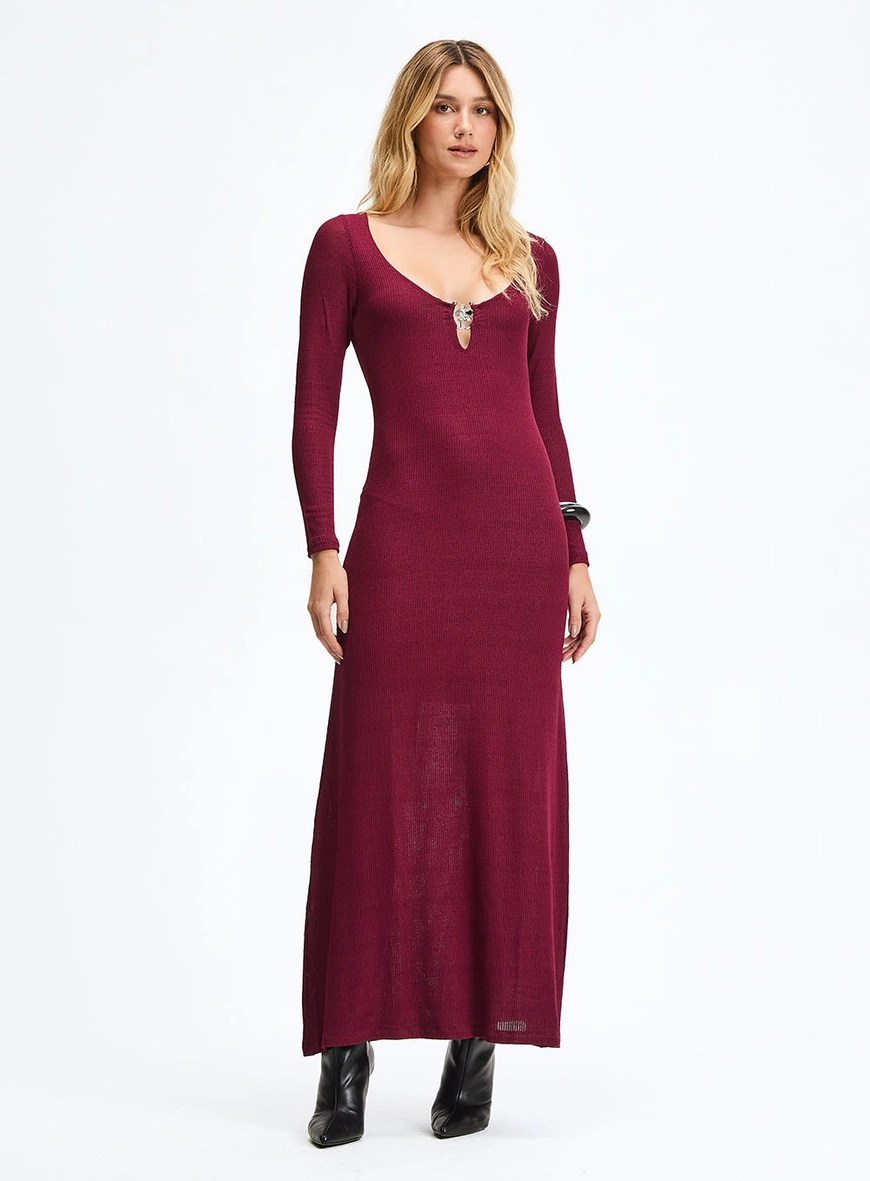 Vestido Longo Evasê Com Decote Arredondado Bordô 2