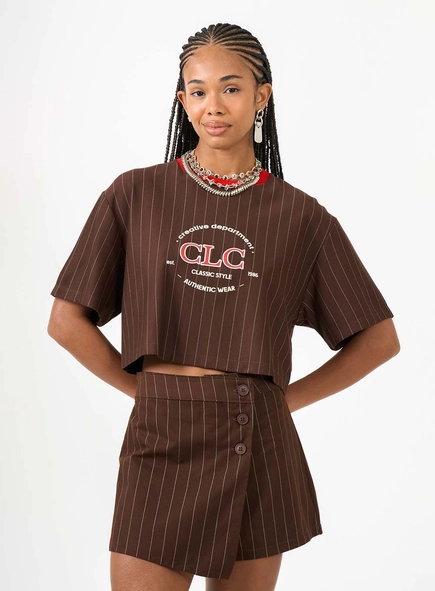 Camiseta Box Risca De Giz Com Gola Em Ribana