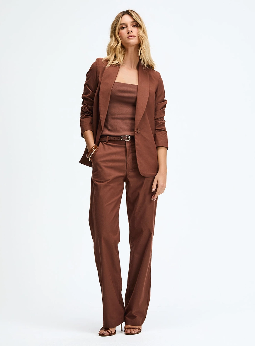 Blazer Comfort Sem Detalhes Marrom 5