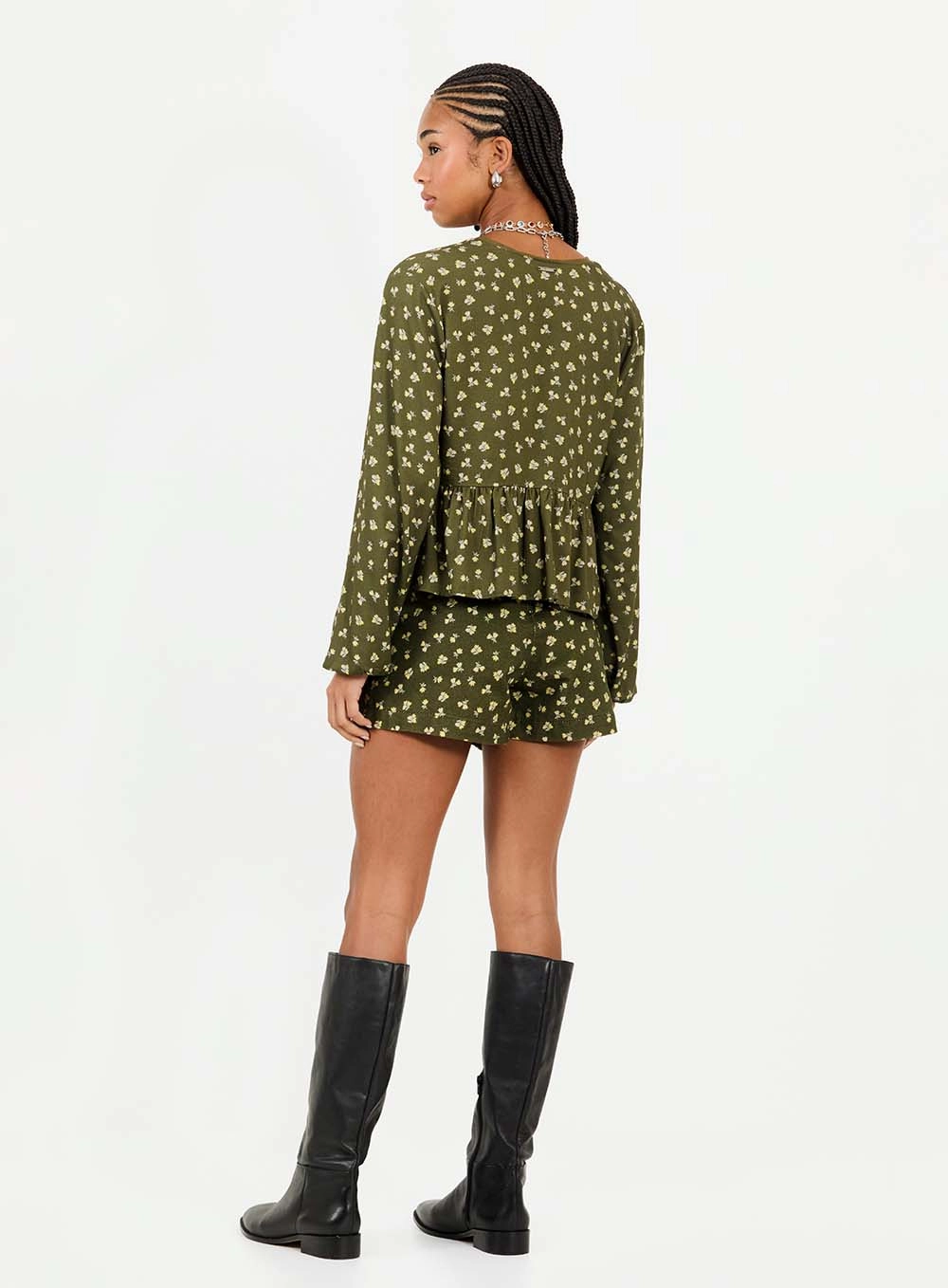 Blusa Solta Estampada Com Manga Longa E Amarração Estampados 4