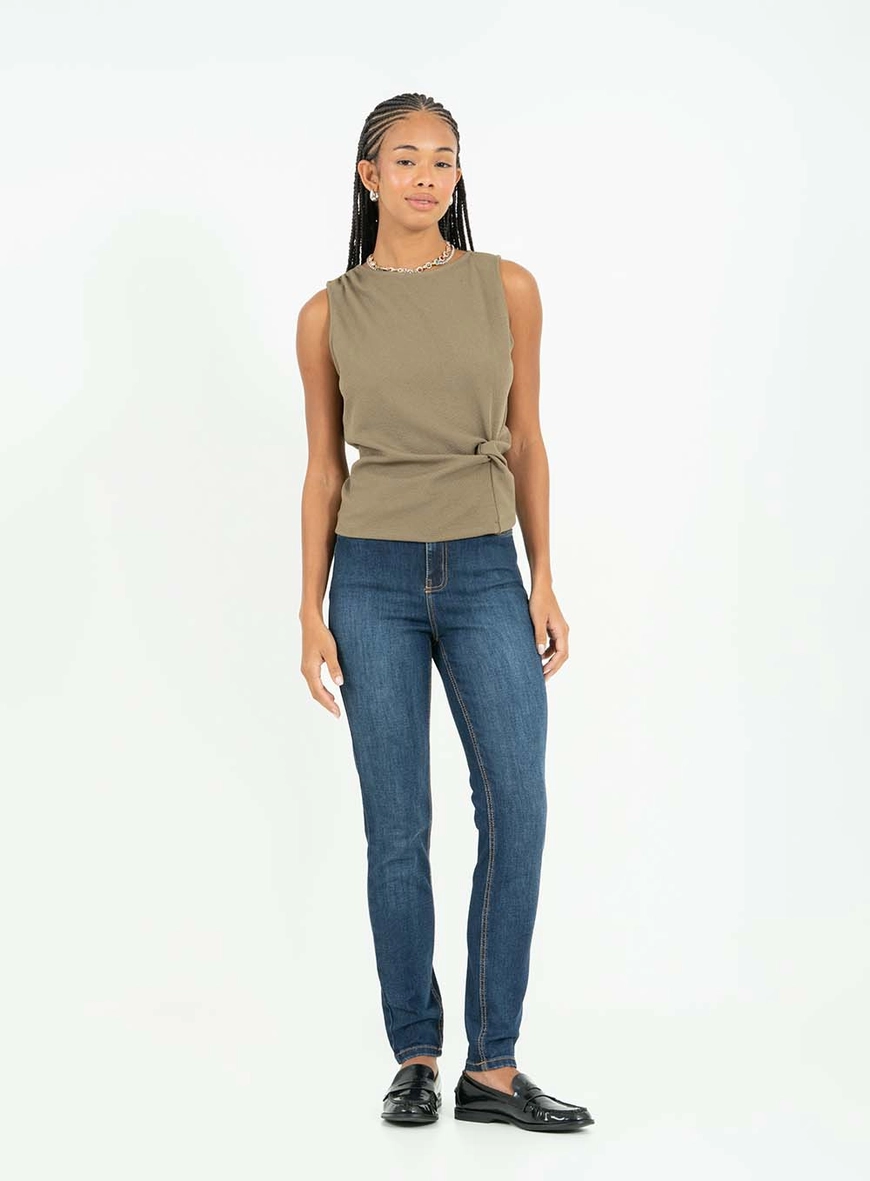 Blusa Assimétrica Slim Com Torção Verde 3