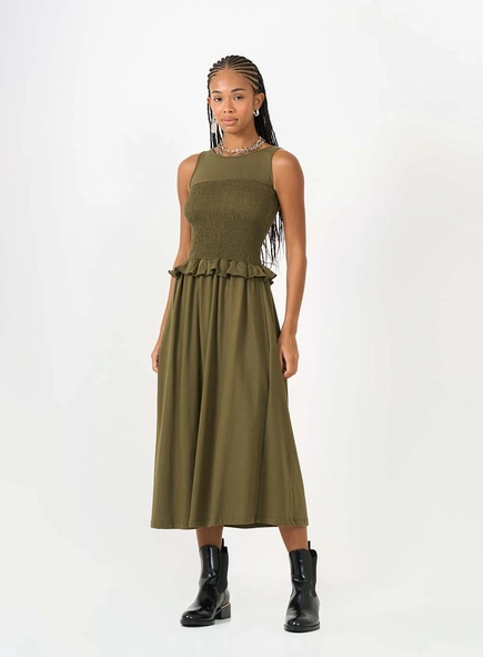 Vestido Midi Comfort Com Lastex