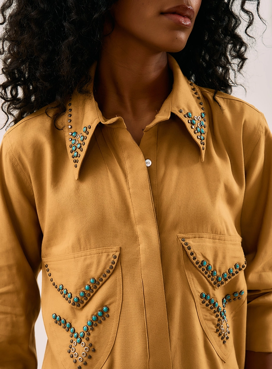 Vestido Curto Chemisier Com Aplicação Amarelo 2