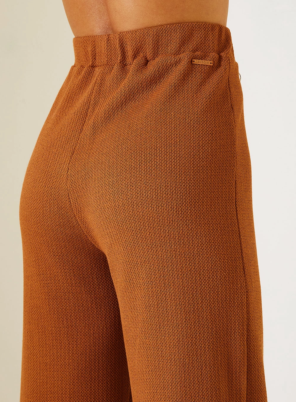 Calça Comfort Feminina Tricot Marrom 3