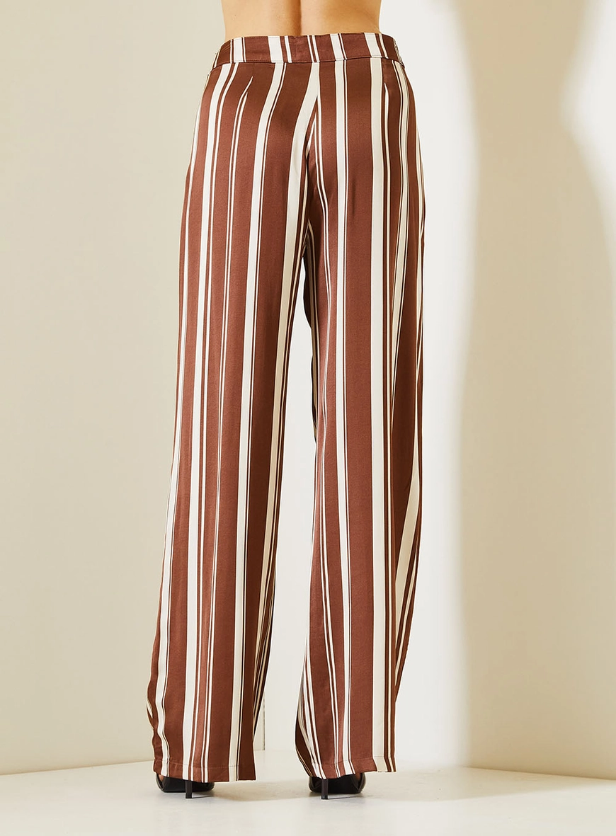 Calça Feminina Estampada Pantalona Sem Bolsos Estampados 3