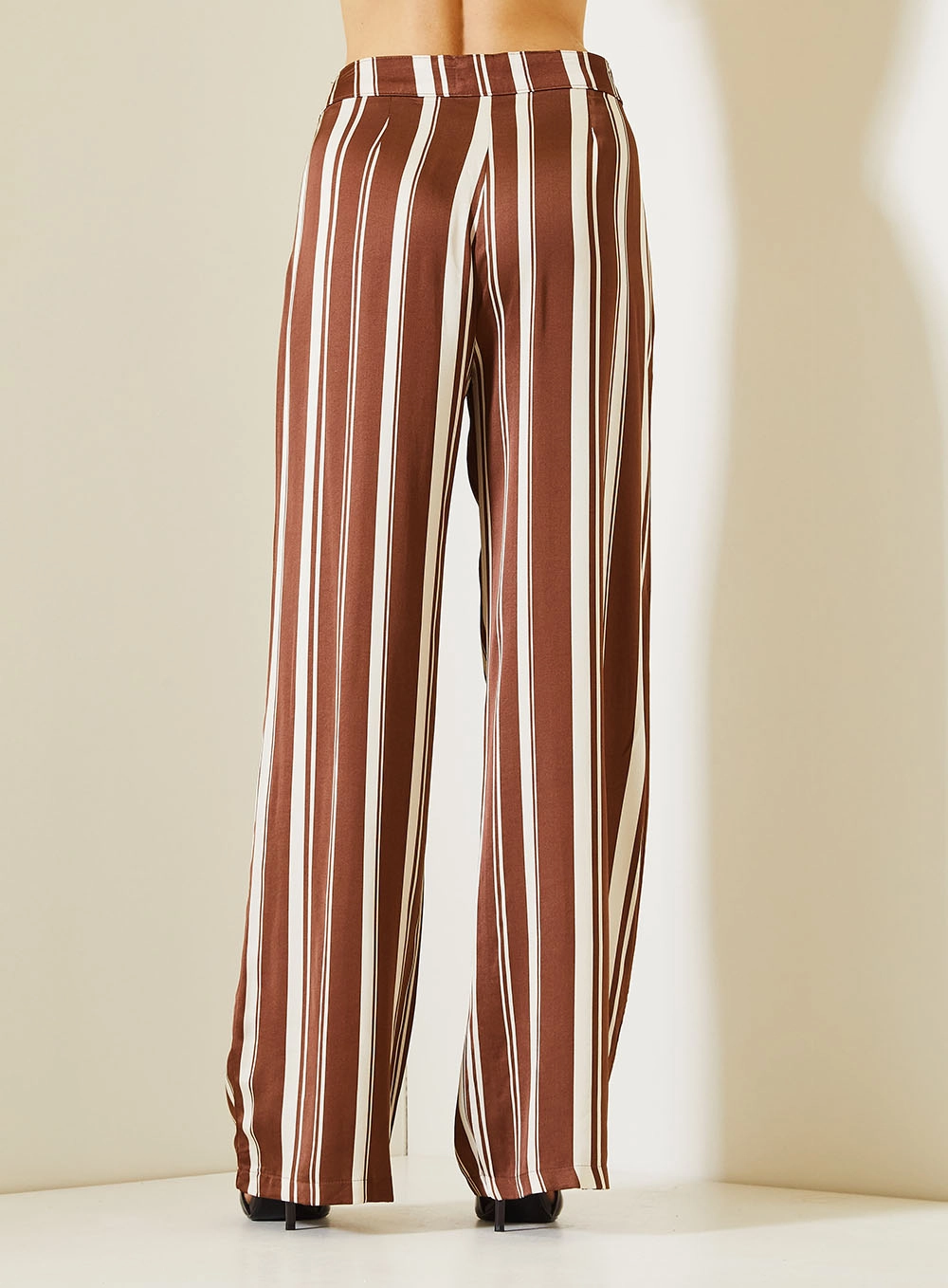 Calça Feminina Estampada Pantalona Sem Bolsos Estampados 3