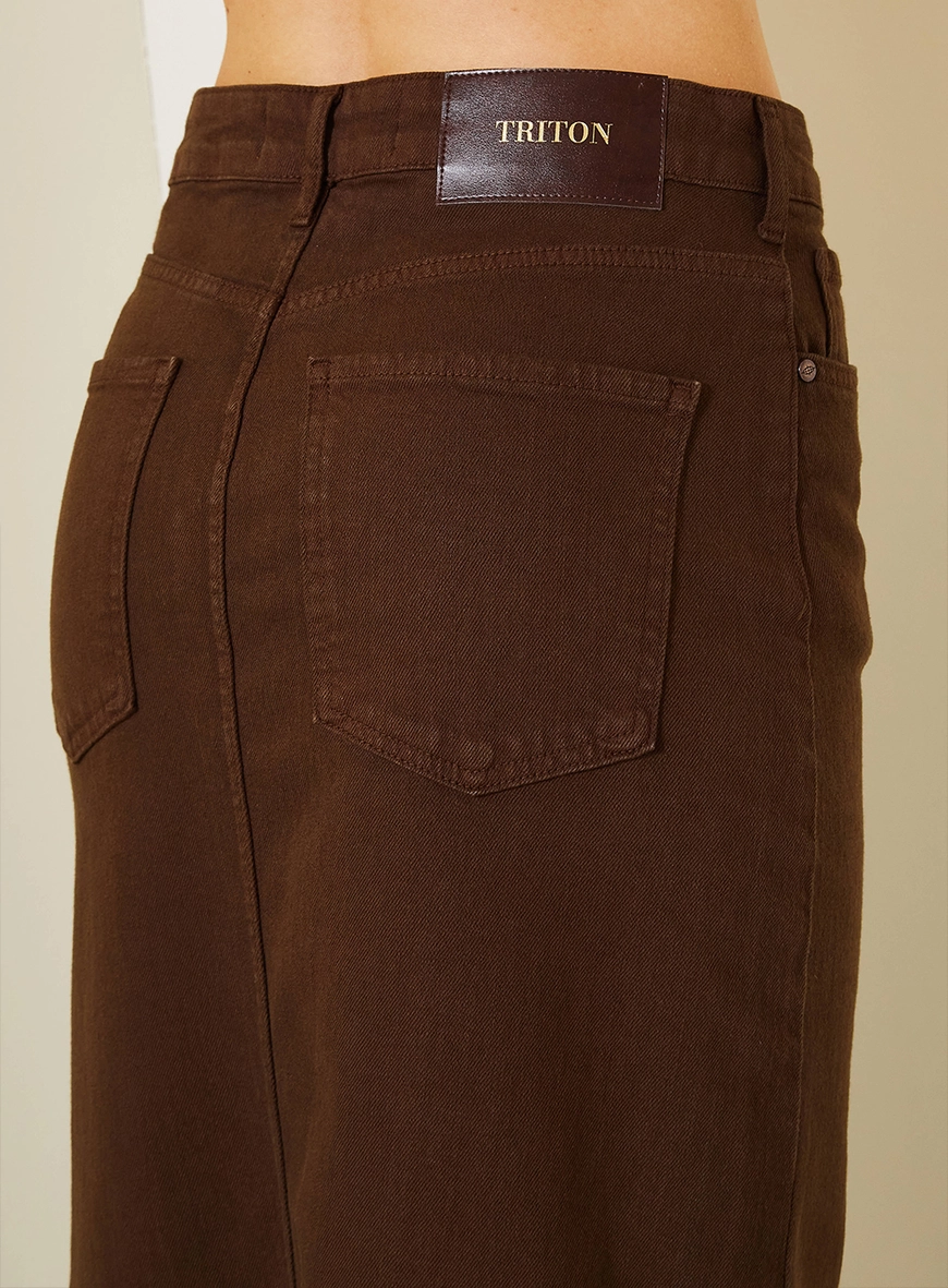 Saia Midi Stella Com Fenda Lateral Marrom 3