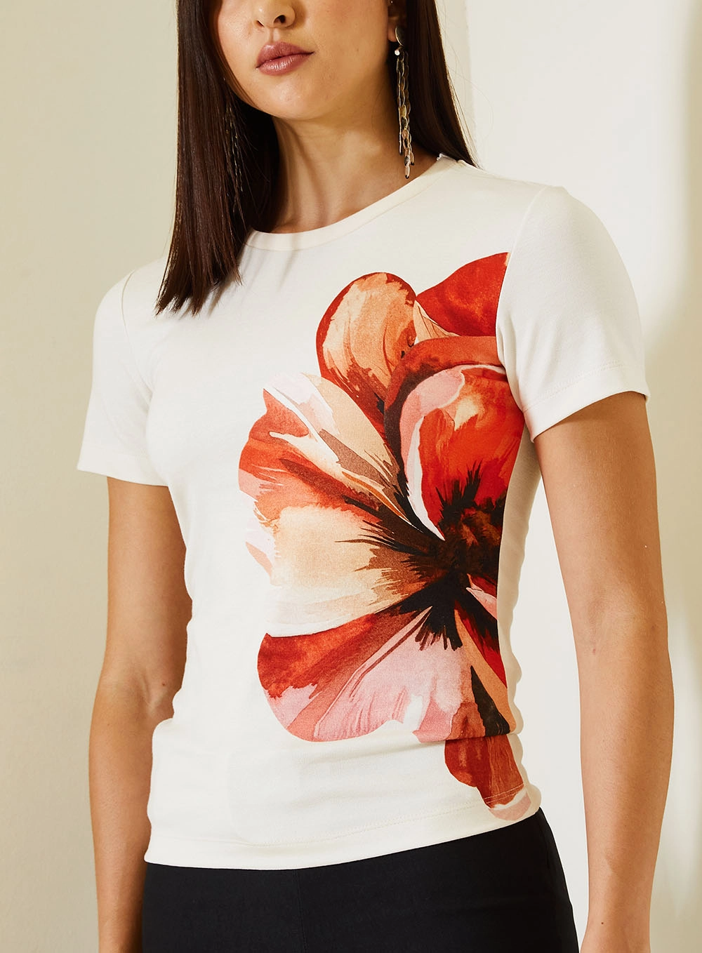 Camiseta Slim Fashion Com Estampa Floral Lateral Estampados 4