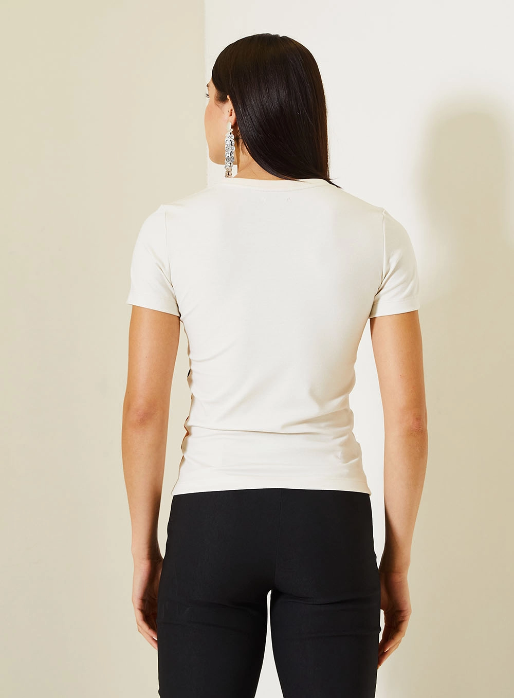Camiseta Slim Fashion Com Estampa Floral Lateral Estampados 2