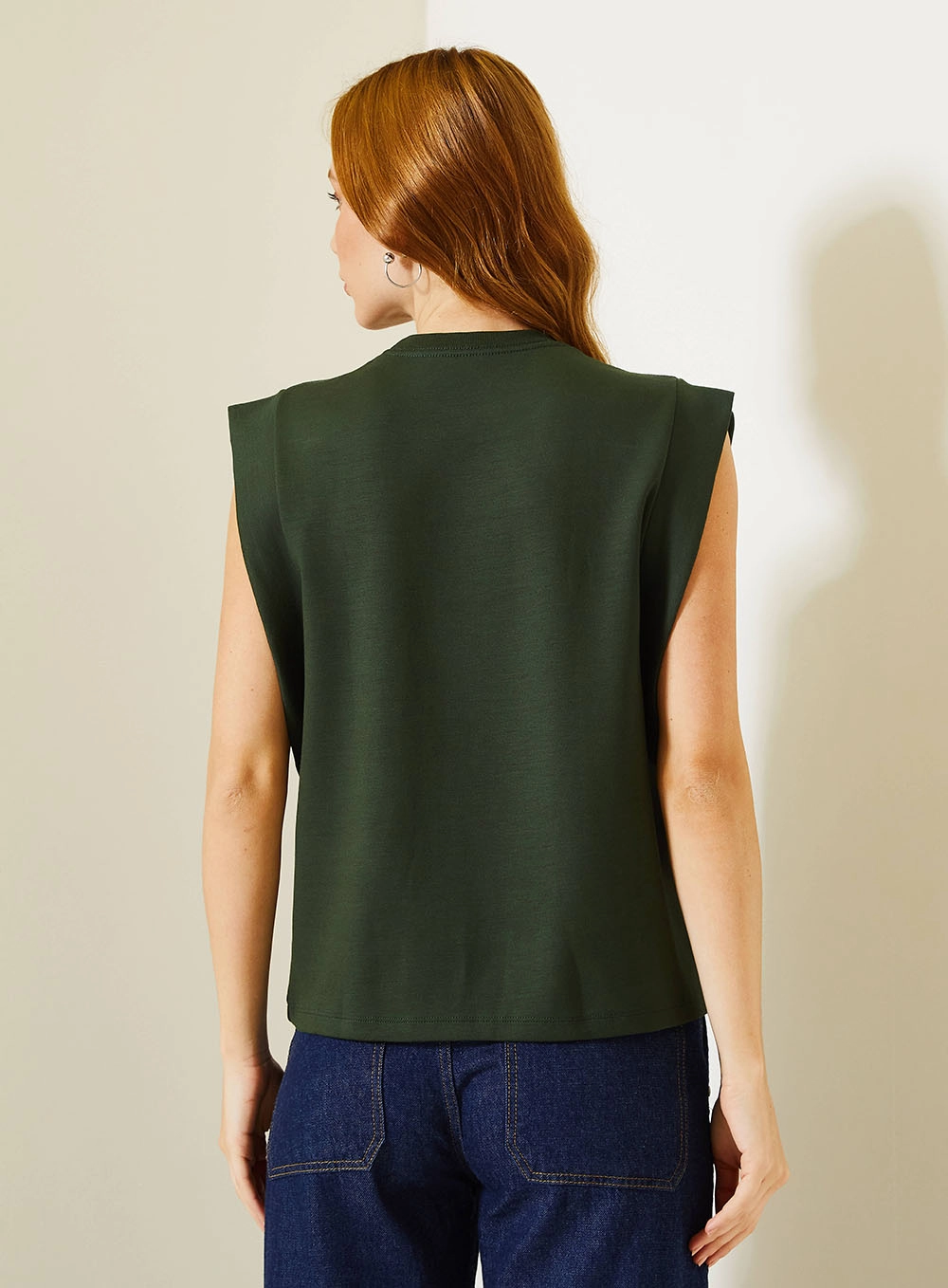 Camiseta Feminina Com Ombreira Estruturada Verde 3