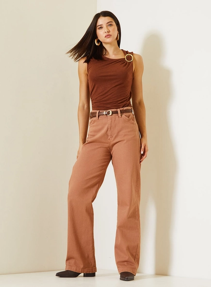 Blusa Comfort Com Argola Metálica No Ombro
