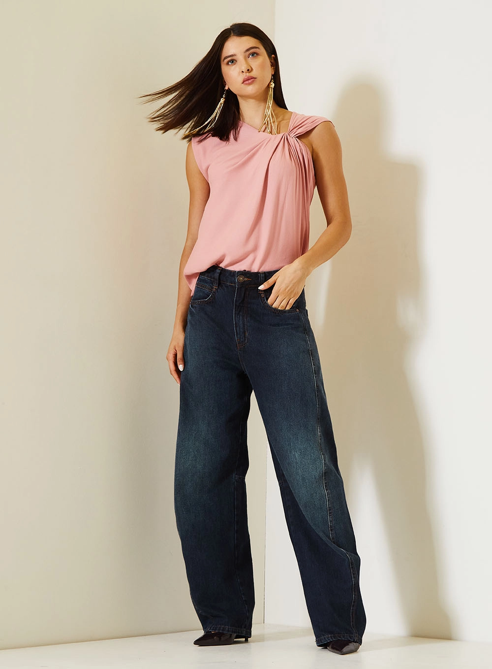 Blusa Comfort Com Torção No Ombro Rosa 3