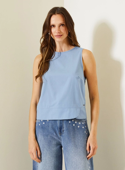 Blusa Reta De Alfaiataria Com Barra Transpassada