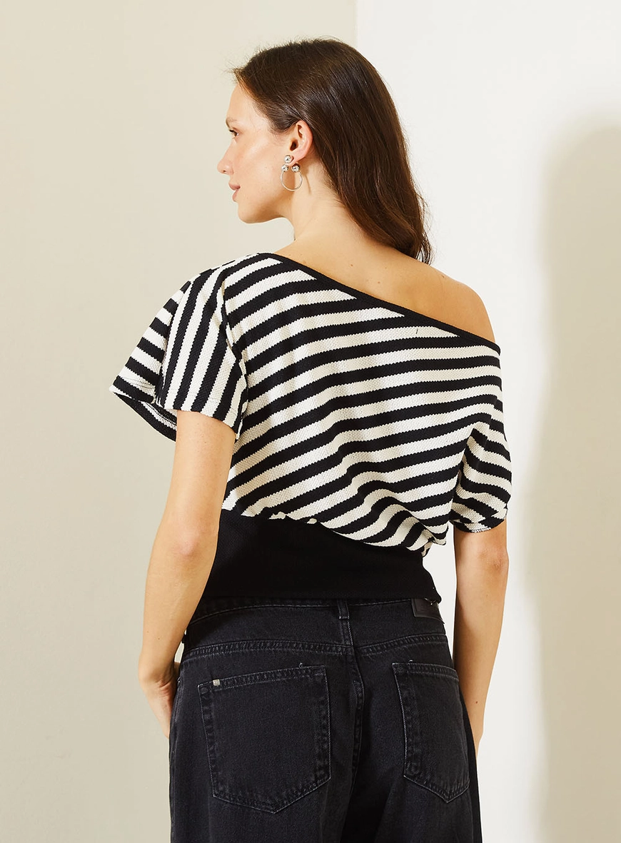 Blusa Comfort Bicolor Ombro A Ombro Estampados 2