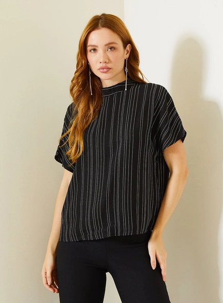 Blusa Feminina Estampada Comfort Com Manga Curta